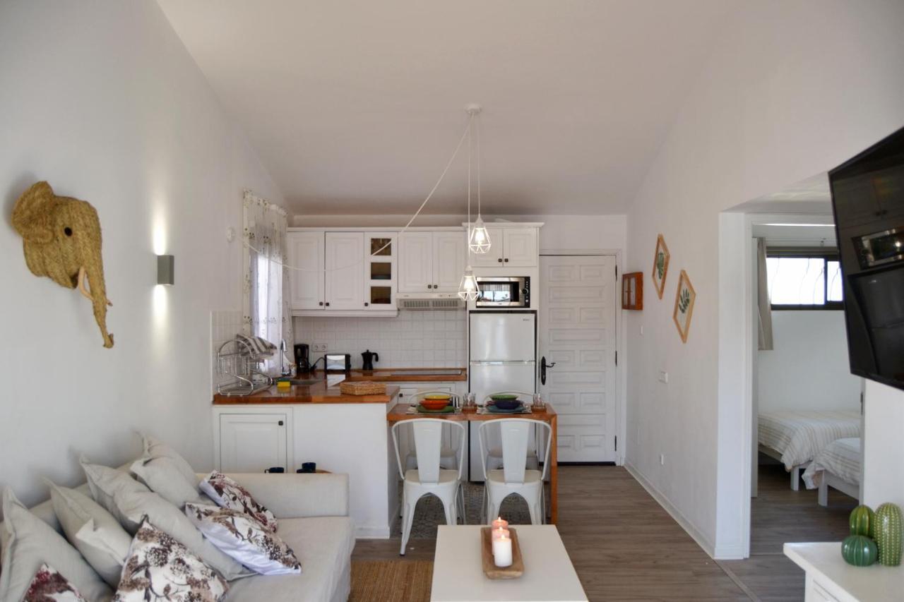 ماسبالوماس White Exclusive Bungalow. 2 Rooms, Garden & Pool. المظهر الخارجي الصورة